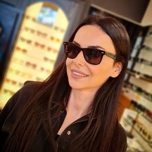 Meet your Posher, Strauss